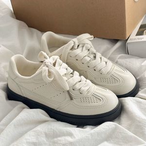 Chaussures respirantes et polyvalentes printemps-été 2026 nouveau style - chaussures de sport décontractées de niche - chaussures rétro - Product Image 6