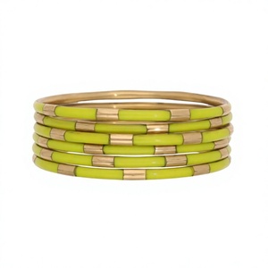 Pulseras de Latón con Resina, Chapadas en Oro, Certificadas por IGI, Hechas a Mano, de Moda para Bodas, Venta al Por Mayor, Proveedor Global de Impex - Product Image 1