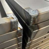 Boîtier en acier inoxydable sur mesure, soudé TIG, étanche IP66, soudure continue pour armoire extérieure