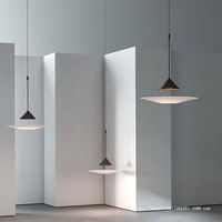 Lustre minimaliste italien de style nordique moderne, forme de soucoupe volante, corps en aluminium, abat-jour en acrylique, éclairage économique, noir/chrome