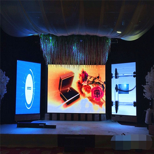 Pantalla LED Flexible Digital Curva para Interiores P4.81 a Todo Color para Publicidad y Alquiler - Product Image 1
