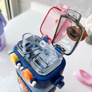 Seaygift Cartoon ins style double boisson punk ours carré en plastique bouteille d'eau enfants étudiant été <span class=keywords><strong>personnalisé</strong></span> <span class=keywords><strong>gobelet</strong></span> tasse - Product Image 6