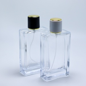 ขวดน้ำหอมแก้วใสแบบพ่น ดีไซน์หรูหรา สำหรับขายส่ง พร้อมฝาสีดำทอง - Product Image 5