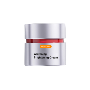 Crema Blanqueadora e Iluminadora - Crema Hidratante Facial Suave para Blanquear la Piel, Unificar el Tono y Eliminar Manchas Oscuras - Product Image 2