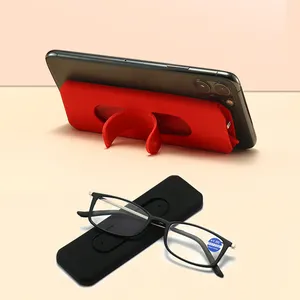 Retro Design Reading Glasses DOISYER New Wholesale Retro Square Presbyopia Glasses Paste Mobile Phone Portable Thin Ultra Light Reading Glasses With Case