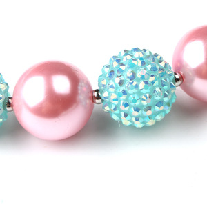 Perline <span class=keywords><strong>di</strong></span> plastica color caramella fresca <span class=keywords><strong>con</strong></span> <span class=keywords><strong>fiocco</strong></span> da 20mm e perline <span class=keywords><strong>di</strong></span> <span class=keywords><strong>perle</strong></span> grandi in abs <span class=keywords><strong>collana</strong></span> <span class=keywords><strong>di</strong></span> perline per bambini <span class=keywords><strong>collana</strong></span> corta per ragazze - Product Image 6