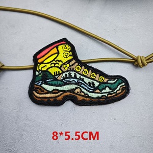 Maschio <span class=keywords><strong>femmina</strong></span> per <span class=keywords><strong>Velcro</strong></span> Patch distintivo da ricamo con scena pittoresca natura del fiume di montagna per campeggio all'aperto Off-Road cappello in PVC - Product Image 2