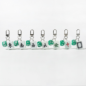 Porte-clés dés porte-bonheur, porte-clés Mahjong, en résine, pendentif de portefeuille, accessoires décoratifs, styles pour femmes et hommes, chaîne de charme - Product Image 2