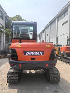 Casi Nuevo Usado Doosan Mini excavadora DX60 DX55 para la venta de alta calidad buen rendimiento en stock en Shanghai - Product Image 2