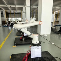 Brazo Robótico Colaborativo FR5 con Capacidad de Carga de 5 kg y Rotación de 360° Rotación de articulaciones para soldadura, ensamblaje de piezas y automatización CNC