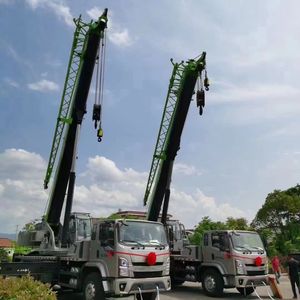 Grúa para Camión de 25 Toneladas, 49.5m, ZTC250A562-1, Motor de Bomba de Engranajes de Alta Eficiencia - Product Image 3