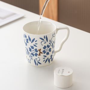 Ensemble de tasses à café réutilisables en porcelaine blanche de dessin animé, certifiées BSCI, pour la maison et le bureau, compatibles lave-vaisselle et micro-ondes, cadeaux d'affaires ODM - Product Image 6