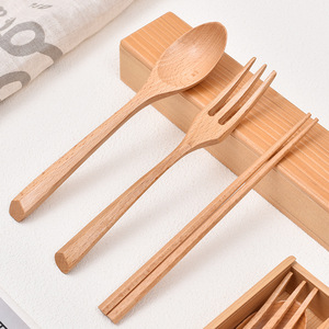 Juego de cubiertos portátil de tres piezas, creativo juego de cubiertos para viajes al aire libre para una persona, palillos, cuchara y tenedor, personalizable. - Product Image 4