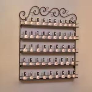 Exhibidor de Esmalte de Uñas Colgante de 5 Niveles Daisy 2025, Soporte de Pared de Metal Forjado, Color Dorado - Product Image 6