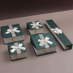 Vente en gros en usine petite boîte en carton kraft <span class=keywords><strong>blanc</strong></span> écologique pour l'emballage de bijoux - Product Image 4