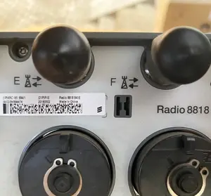 RRUラジオ8808B41E KRC 161 572/1エリクソン用ワイヤレスインフラストラクチャ機器用リモートラジオユニット