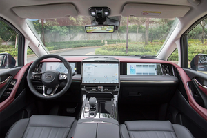 Trumpchi E9 PHEV 2023 Usado, Auto Híbrido <span class=keywords><strong>Enchufable</strong></span> de <span class=keywords><strong>Segunda</strong></span> <span class=keywords><strong>Mano</strong></span> en Venta, Trumpchi E9 Chuanqi E9 - Product Image 3