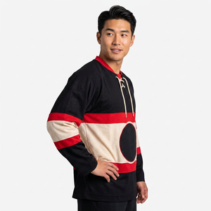 เสื้อฮอกกี้น้ำแข็งสีดำสำหรับผู้ชาย แบบสั่งทำพิเศษ แถบสีแดงด้านหน้า แขนยาว ปิดด้วยเชือกผูก ทรงปกติ ผลิตจากโพลีเอสเตอร์ 100% ระบายอากาศได้ดี - Product Image 1