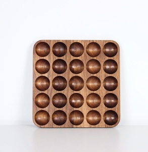 Plateau à œufs en bois multifonctionnel étroit pour 25 œufs, finition naturelle, réutilisable, distributeur d'œufs, étagère pour ustensiles de cuisine modernes - Product Image 3