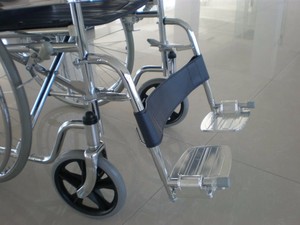Sedia a Rotelle Pieghevole Cromata Portatile per Facile Trasporto e Utilizzo - Product Image 4