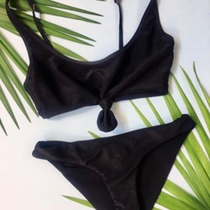 Conjunto de Bikini de Lujo de 1 Pieza para Mujer, Diseño con Volantes, Tirantes Ajustables, Estampado/Puntos/Color Liso, Micro Bra, Tanga, Personalizado de Fábrica, para la Playa - Product Image 2