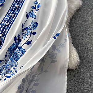 Abito Lungo da Donna Bianco Rosso Blu con Stampa Floreale Tribale, Maniche Lunghe, Cintura Annodabile, Stile Boho Vintage Etnico, Fluido, Lunghezza al Pavimento, Primavera - Product Image 2
