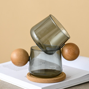 Ensemble de tasses et soucoupes à café créatives de style nordique, tasse en verre à poignée en bois - Product Image 6