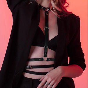 Cuir Sexy Punk Pu cuir corps chaîne Bondage goujon jarretelles ceinture jambe anneau Bandage corps harnais poitrine ceinture <span class=keywords><strong>pour</strong></span> les femmes - Product Image 5