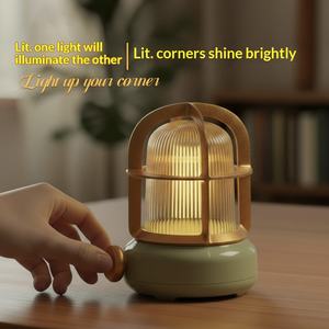 Lanterne portable avec interrupteur, <span class=keywords><strong>lampe</strong></span> de table LED <span class=keywords><strong>rechargeable</strong></span> moderne à lumière blanche chaude pour salon et extérieur - Product Image 1
