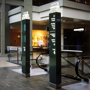 Soporte de suelo iluminado para exteriores personalizado, edificio de bienes raíces, letrero de pilón de señalización Led Wayfinding para aeropuerto - Product Image 3