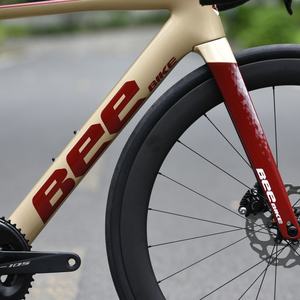 Vélo de route en carbone aérodynamique 700C BeeBIKE <span class=keywords><strong>EVO</strong></span>, entièrement équipé Shimano 105 R7120, 24 vitesses, freins à disque hydrauliques, 7,7 kg, vélo de course urbain - Product Image 6