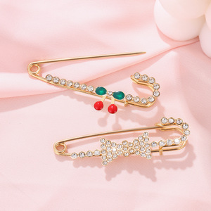 Broche en strass en forme de cœur en alliage de zinc, 5.5x1cm, pour femmes, usage quotidien, épinglette à la mode, bijoux décoratifs - Product Image 3