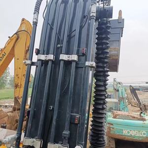 Excavatrice sur chenilles d'occasion Hyundai 330LC-9S d'origine coréenne, 33 tonnes, faible nombre d'heures, avec moteur, boîte de vitesses et PLC - Product Image 5