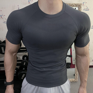 Camiseta Deportiva Personalizada para Hombre, Sin Costuras, de Manga Corta, Alta Elasticidad, Texturizada, Ajustada, Compresión Muscular, Secado Rápido - Product Image 3
