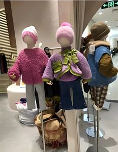 Lots en gros de vêtements neufs pour enfants en polyester, tailles mixtes, en ballots, avec étiquettes coupées, stock d'été propre, Guangdong - Product Image 6