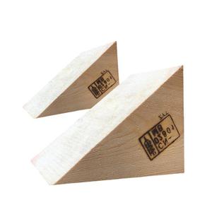Cuñas Triangulares de Madera de Pino 10x10x15mm para Refuerzo de Carga en Contenedores de Exportación, Fáciles de Fijar - Product Image 2