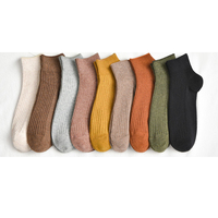 Chaussettes drôles pour femmes personnalisées tube court au printemps été chaussettes sexy pour adolescentes chaussettes en coton peigné pour femmes