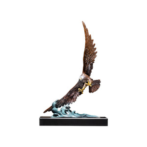 Adorno de Cobre con Diseño de Ola y Águila, para Oficina, de Copper Art Workshop - Product Image 5