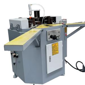 Équipement de traitement de profilés en <span class=keywords><strong>aluminium</strong></span> <span class=keywords><strong>Machine</strong></span> à groupes d'angle <span class=keywords><strong>Machine</strong></span> à groupes d'angle pour portes et fenêtres - Product Image 1