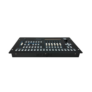 Contrôleur DMX d'éclairage de scène Pilot 2000 Console DJ à connexion filaire à 4 canaux avec charge maximale de 200W - Product Image 1