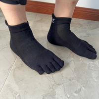 No Show Chaussettes de sport de yoga à cinq doigts pour hommes et femmes Summer Fitness Spandex anti-dérapant avec logo Utilisation d'entraînement quotidien