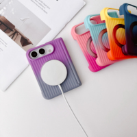 Étui de protection texturé pour téléphone portable avec support magnétique double axe 360° à texture ondulée dégradée pour iPhone 18 Duo