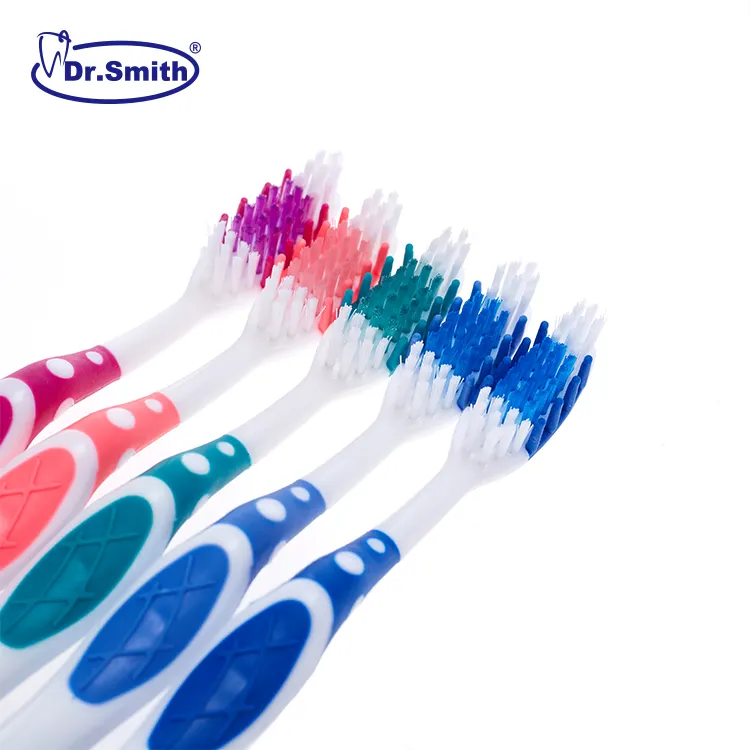 Brosse à dents adulte à poils en nylon à action croisée de haute qualité approuvée ISO CE