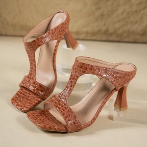 Mules à bride en T effet croco brillant, bout carré ouvert, talon évasé, à enfiler, pour le quotidien et les soirées - Product Image 6