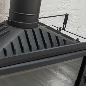 Poêle à bois en fer à conception antidéflagrante insert de cheminée poêles à bois à grande chambre de <span class=keywords><strong>combustion</strong></span> robustes - Product Image 2