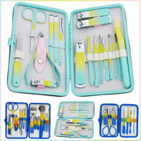 MIMU Ensemble de manucure classique en acier inoxydable portable de 18 pièces comprenant un coupe-ongles outil de coupe pince à nez de poussin coloré oreille
