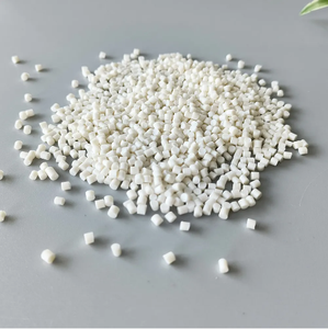 Plásticos de ingeniería reciclados de alta calidad, gránulos de escamas de PET, resina moldeada de grado alimenticio de alto brillo de alta resistencia, modelo de resina PET - Product Image 5