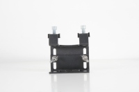Vente en gros Booster de hauteur de grosse caisse en métal noir personnalisé Plate-forme de batterie réglable pour accessoires de batterie en caoutchouc de basson