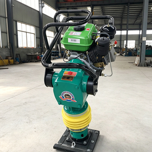 Compattatore con Motore <span class=keywords><strong>da</strong></span> Tre Kilowatt e Piastra <span class=keywords><strong>da</strong></span> 300x330 mm per Terreno e Substrato - Product Image 1