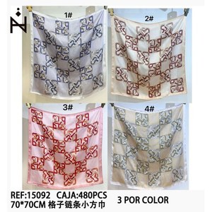 Foulard Quadrato a Quadretti con Catena 70x70cm FULARES 3 Colori Disponibili - Product Image 3